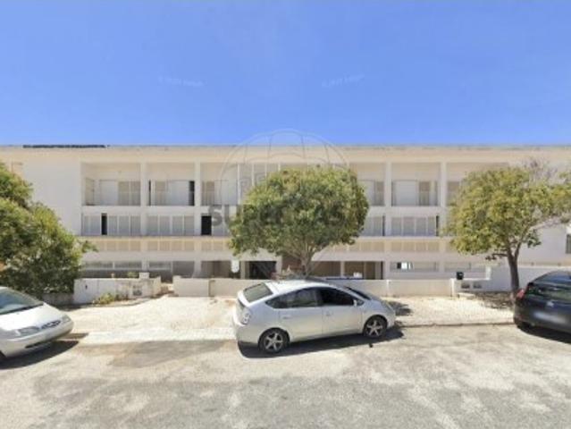 Apartamento T5 em Armação de Pêra