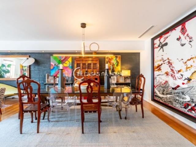 Apartamento T5 em Avenidas Novas
