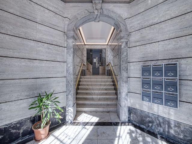 Apartamento T5 em Lisboa