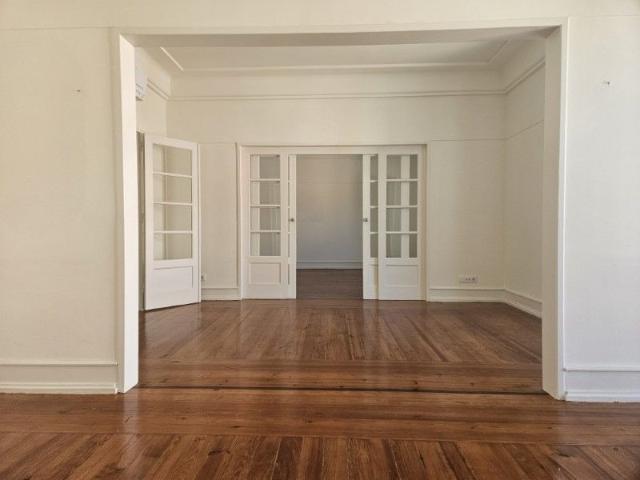 Apartamento T5 em Lisboa