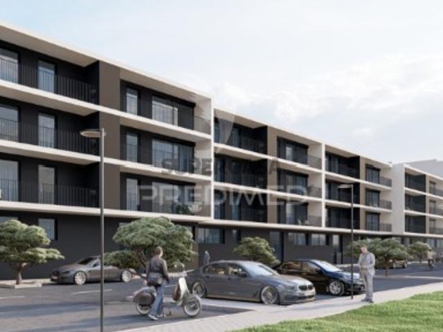 Apartamento T5 em São João Baptista