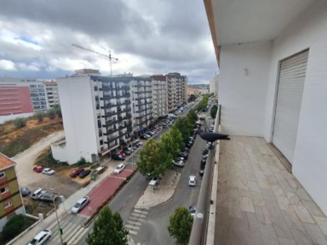 APARTAMENTO T5, Grandiosa oportunidade de sonho em LEIRIA