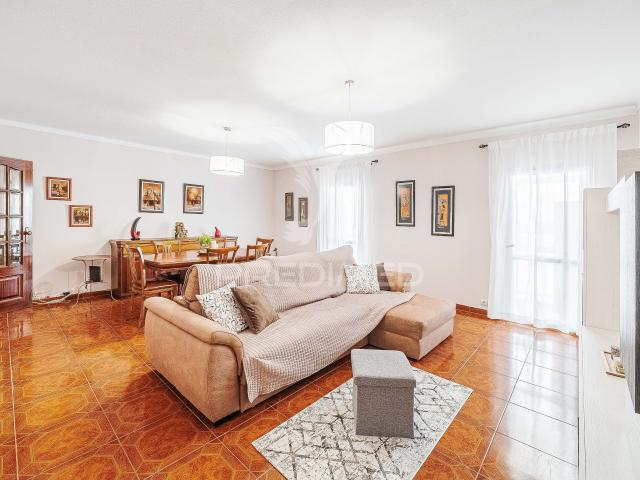 Apartamento T5 | Mira Sintra | Arrendamento