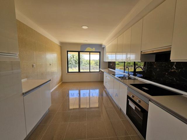 Apartamento T5 no Centro do Bombarral 262m² Bombarral e Vale Covo