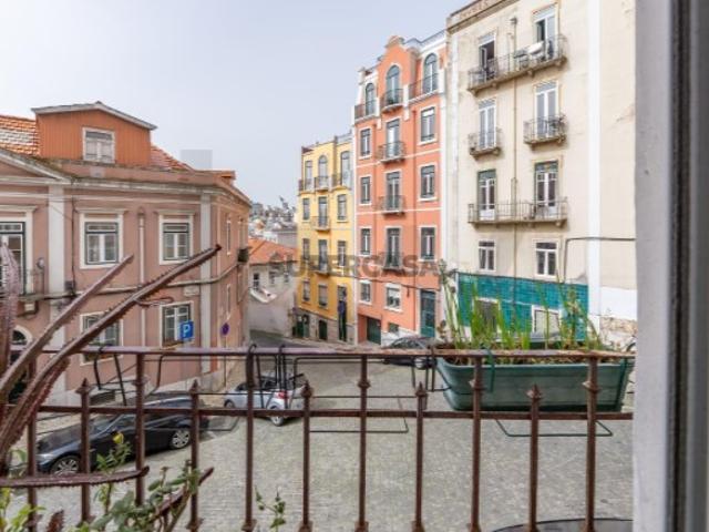 Apartamento T5 no centro de Lisboa, 114 m2