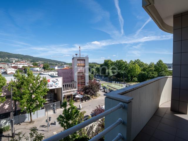 Apartamento T5 no coração de Guimarães