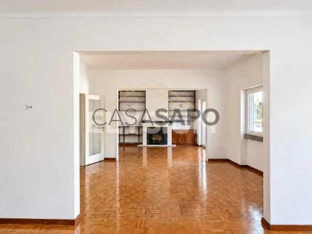 Apartamento T5 para alugar em Santarém