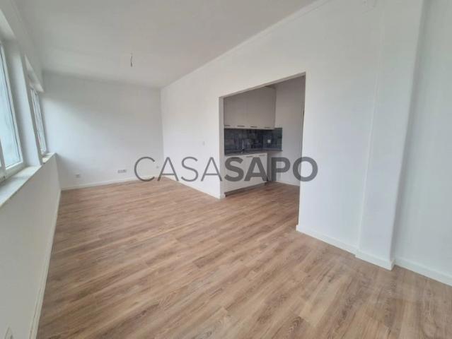 Apartamento T5 para alugar na Lourinhã
