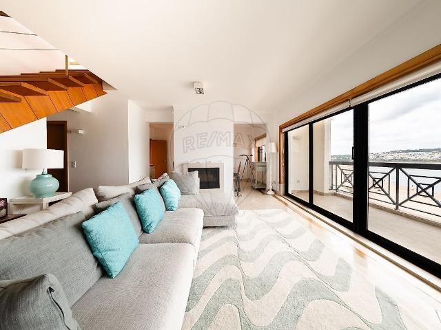 Apartamento T5 para arrendar em São Martinho do Porto, Alcobaça RE/MAX Portugal