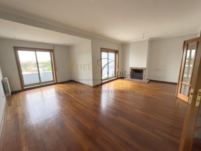 APARTAMENTO T5 PARA VENDA EM SÃO VICTOR BRAGA