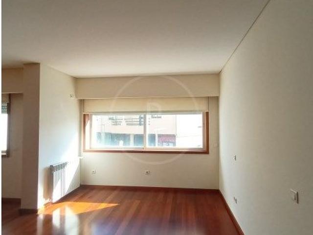 Apartamento T6 em Aveiro