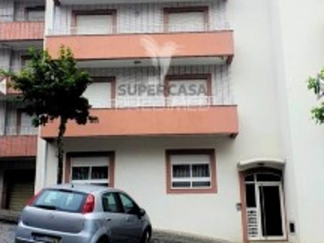 Apartamento T6 em Fafe