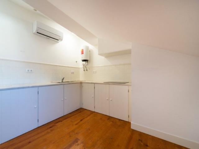 Apartamento T6 em Lisboa