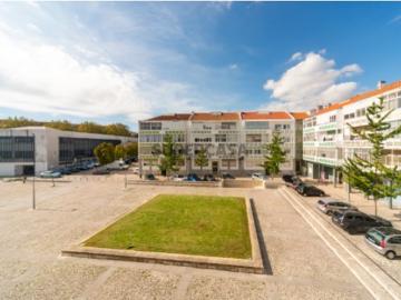 Apartamento T6 junto á loja do Cidadão, Cacém