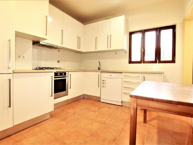 Apartamento T6 mobilado e equipado