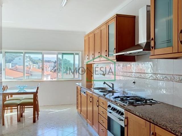 Apartamento T 2 para arrendamento perto do centro da Vila de Vila Praia de Âncora