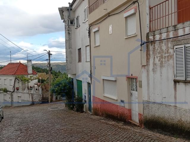 Apartamento T – 2, totalmente renovado Torre de Moncorvo