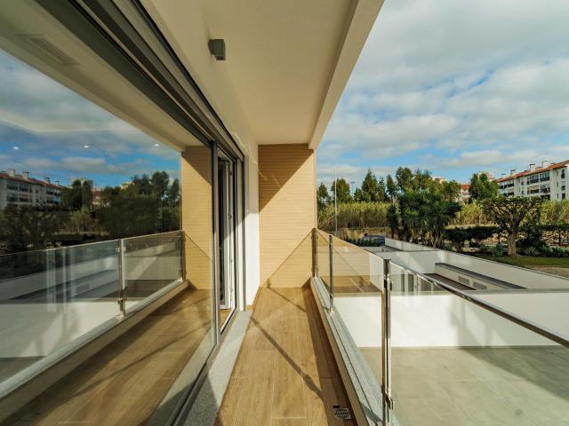 Apartamento T 3 novo na Quinta das Marianas Parede 134m² Carcavelos e Parede