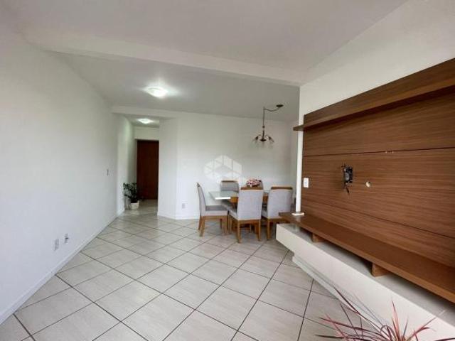 Apartamento térreo 03 dormitórios no Centro!