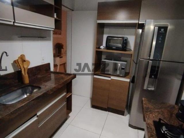 Apartamento Térreo com Varanda e Vaga Coberta no Residencial União