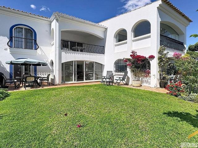 Apartamento térreo com 2 quartos em Dunas Douradas, Algarve. 96m² Almancil