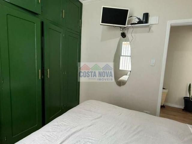 Apartamento Térreo à Venda no Gonzaga, 2 Quartos e Garagem Coletiva