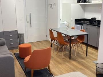 Apartamento térreo garden com 1 dormitório, 1 suíte, 1 vaga de garagem