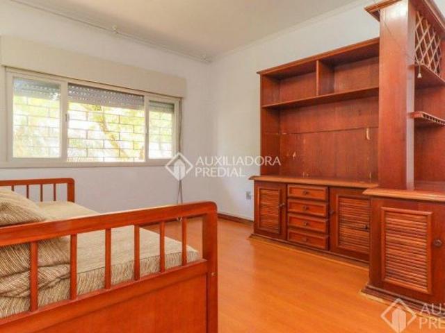 APARTAMENTO TÉRREO GARDEN 3 DORMITÓRIOS 2 VAGAS NO BAIRRO SANATANA