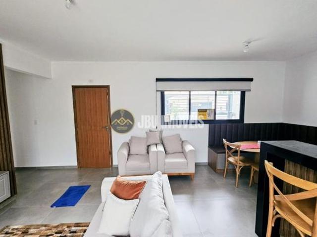 Apartamento térreo mobiliado com 2 suítes e área gourmet à venda por R$ 570.000,00