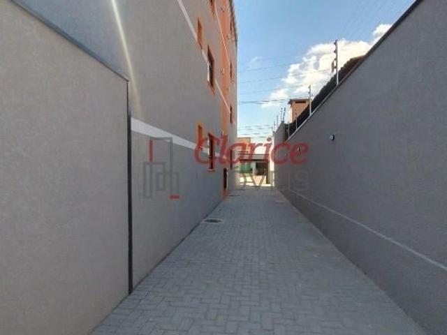 APARTAMENTO TERREO NO CENTRO DE SÃO JOSÉ DOS PINHAIS
