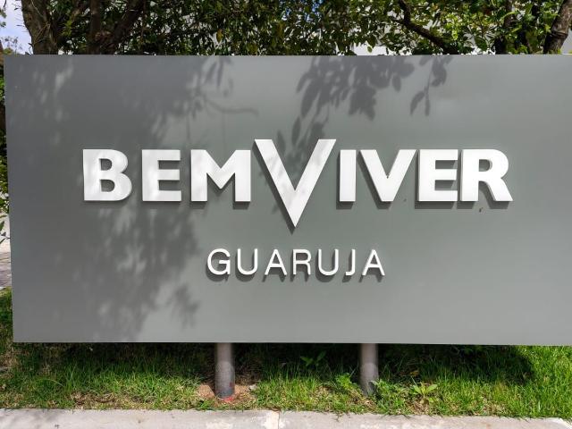 APARTAMENTO TÉRREO NO GUARUJÁ