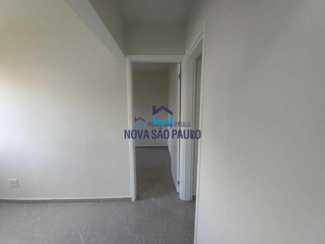 Apartamento térreo reformado à venda 2 dormitórios suite sem vaga