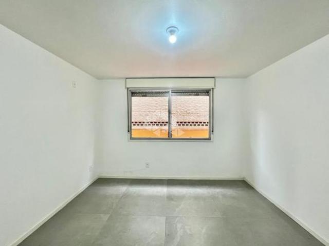 Apartamento Térreo Totalmente Reformado no Coração da Cidade Edifício Costa Rica!