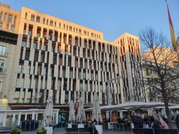 APARTAMENTO TIPO ATICO DE ALTO STANDING EN PZA. ESPAÑA – 005.04164