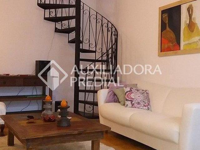 APARTAMENTO TIPO CASA COM 340M2 PERTINHO DA PARQUE DA REDENÇÃO