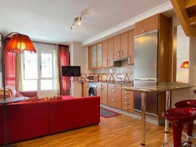 Apartamento tipo dúplex al lado de Vialia