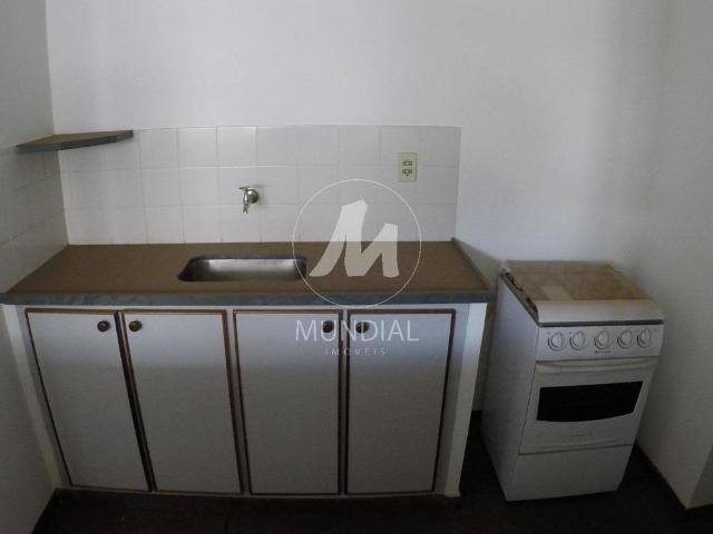 Apartamento Tipo Padrao 1 Dormitórios, Cozinha Planejada, Portaria 24 Horas, Em Condomínio Fecha