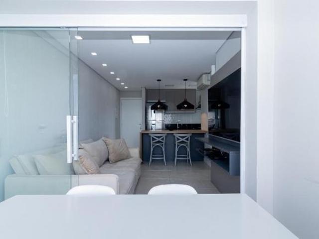 Apartamento tipo para venda com 2 quartos, 56m²