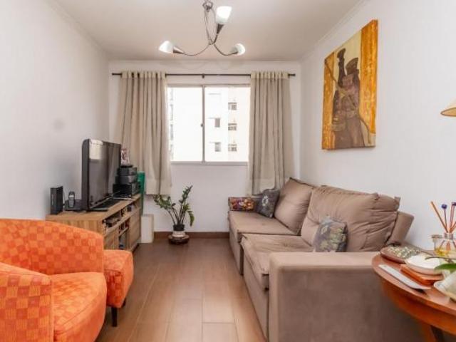 Apartamento tipo para venda com 2 quartos, 64m²