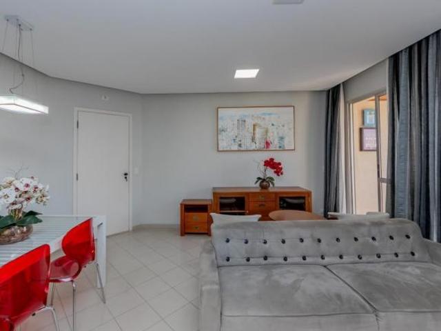 Apartamento tipo para venda com 2 quartos, 73m²