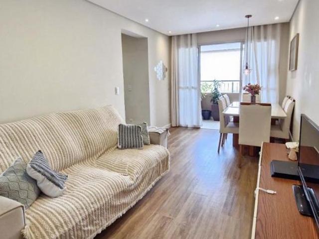 Apartamento tipo para venda com 3 quartos, 70m²