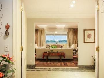Apartamento tipo para venda com 3 quartos, 264m²