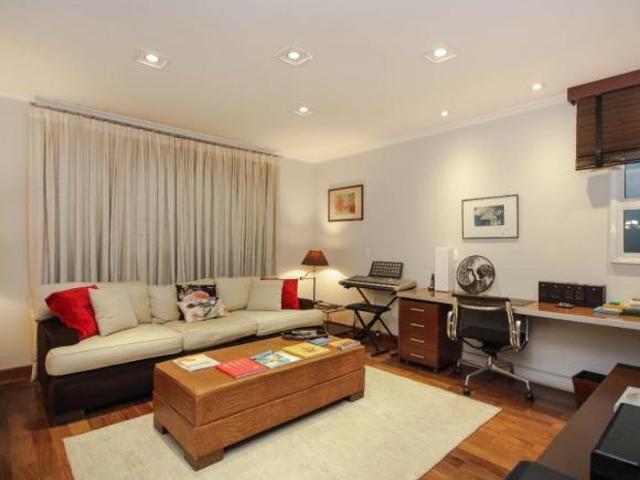 Apartamento tipo para venda com 3 quartos, 264m²