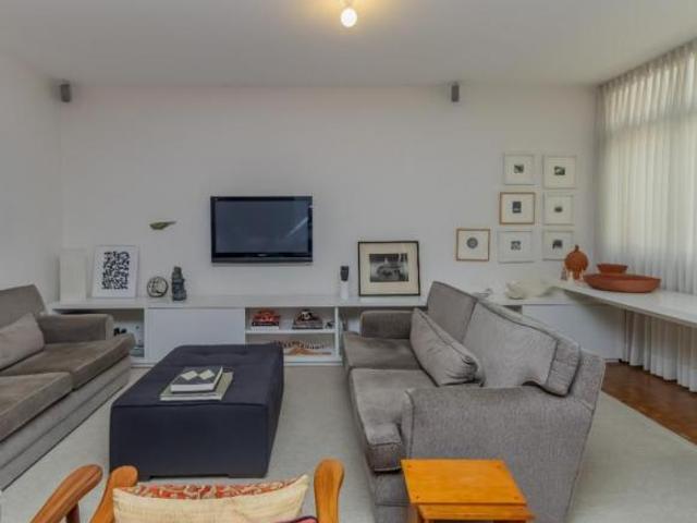 Apartamento tipo para venda com 3 quartos, sendo 1 suíte, 151m²