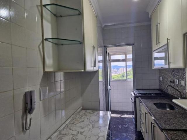 Apartamento tipo para venda com 3 quartos, sendo 1 suíte, 68m²