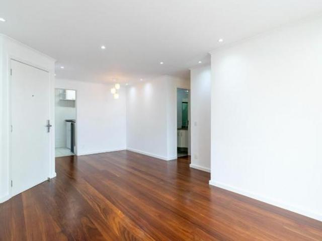 Apartamento tipo para venda com 3 quartos, sendo 1 suíte, 82m²