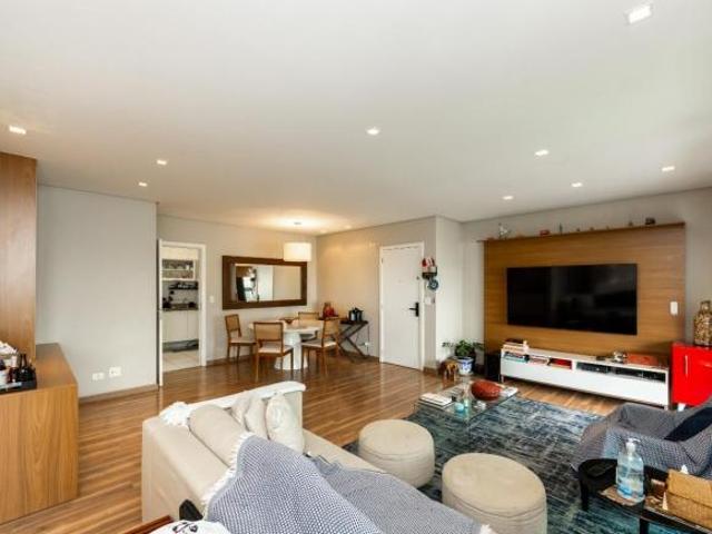 Apartamento tipo para venda com 3 quartos, sendo 3 suítes, 126m²