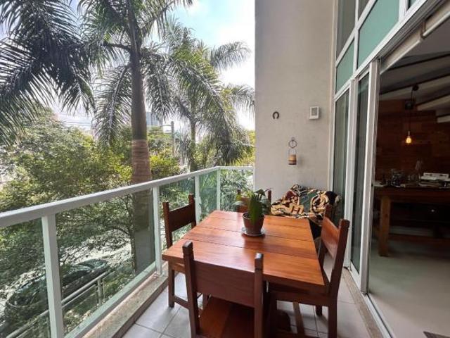 Apartamento tipo para venda com 3 quartos, sendo 3 suítes, 151m²