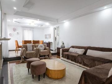 Apartamento tipo para venda com 3 quartos, sendo 3 suítes, 187m²