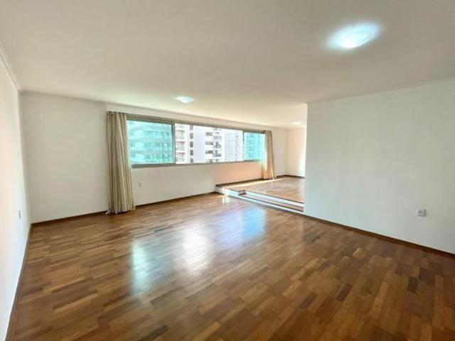 Apartamento tipo para venda com 4 quartos, 170m²